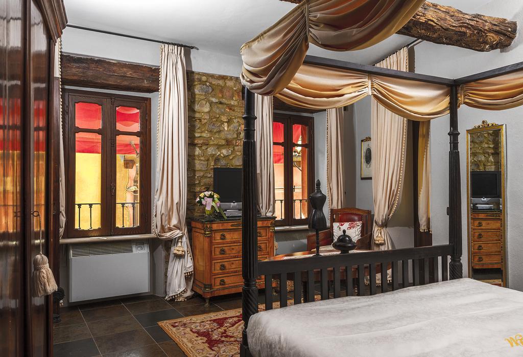 Hotel Dimora I Manichei Monforte dʼAlba Zewnętrze zdjęcie