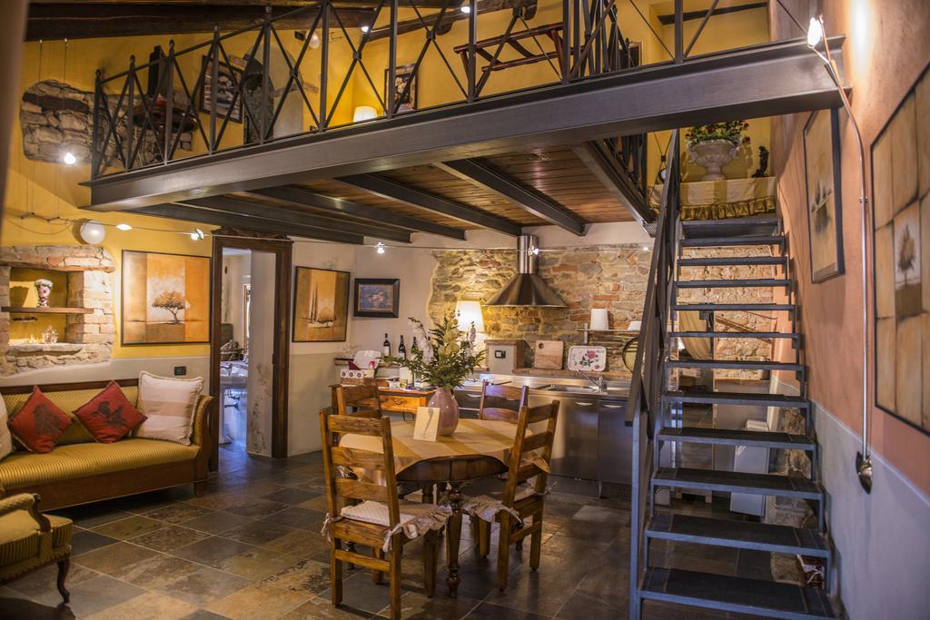 Hotel Dimora I Manichei Monforte dʼAlba Zewnętrze zdjęcie